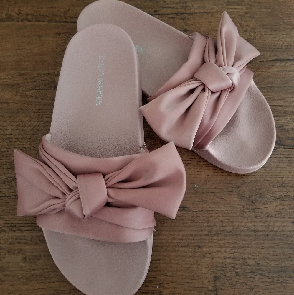 Steve Madden Bow Slides